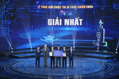 Quán quân “AI Thực chiến 2025” nhận học bổng 1 triệu USD