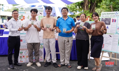 Sinh viên Bách khoa TPHCM chế tạo hạt chống mọt gạo