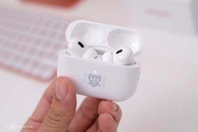 AirPods Pro 2 bản đặc biệt năm con rồn